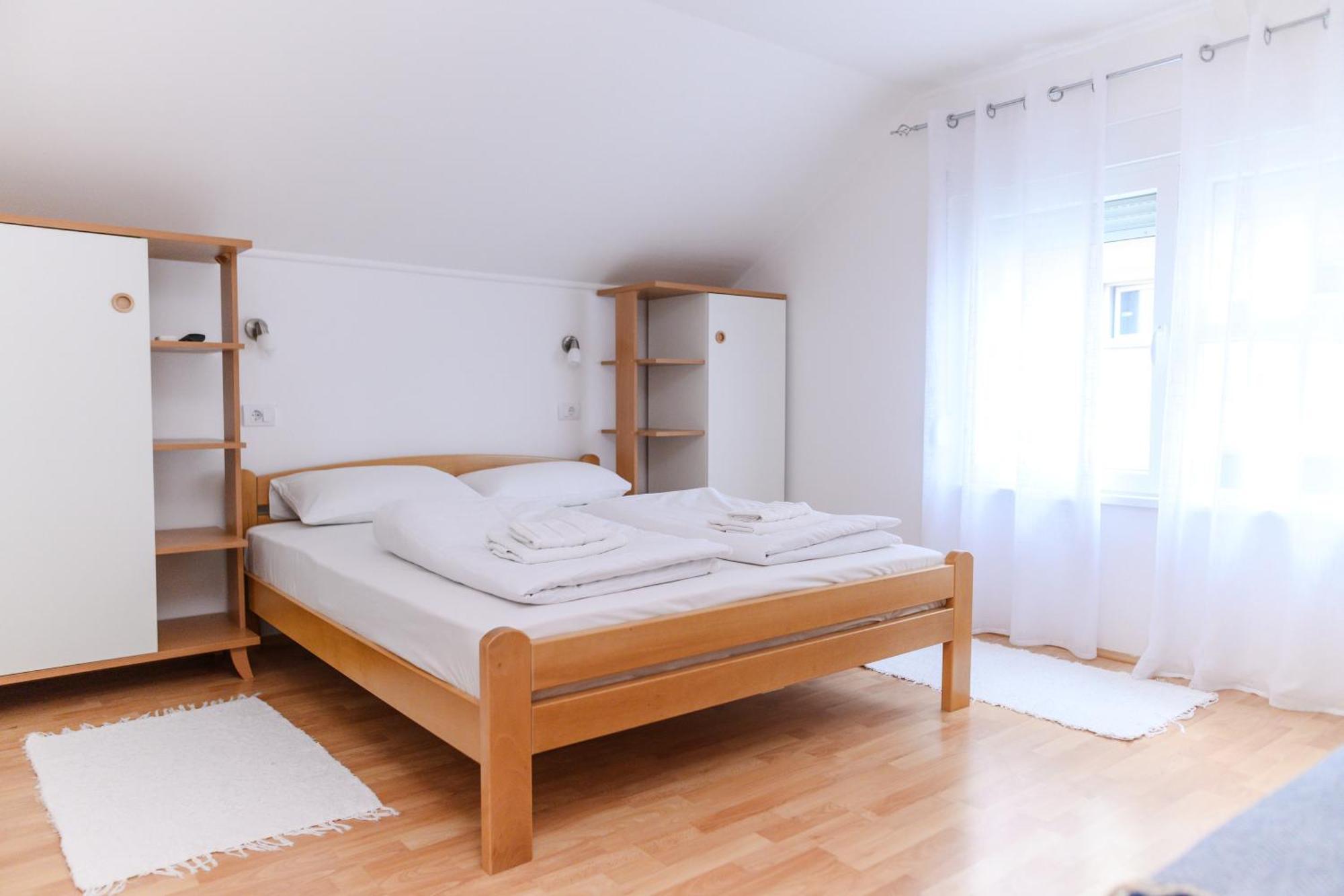 Apartmani Zvirac Soko Banja Exteriér fotografie